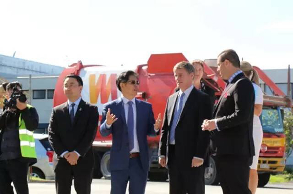 Celebration of GMP’s inaugural production of Olympic endorsed Cowala milk powder and official launch of GMP Pharmaceuticals new state of the art soft gel production facility